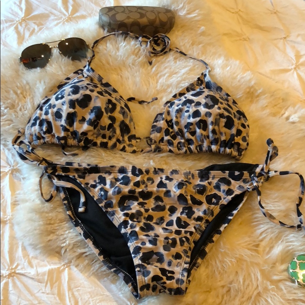 Ashley Graham bikini
